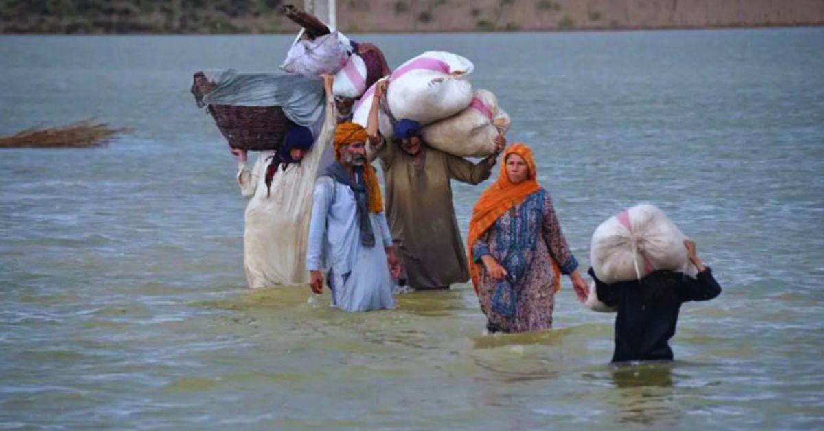 پنجاب حکومت نے سیلاب متاثرین کے لیے 17 اکتوبر سے امدادی چیک دینے کی منظوری دے دی۔