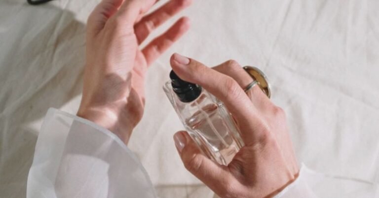 پرفیوم کی خوشبو جلد اڑ جاتی ہے؟