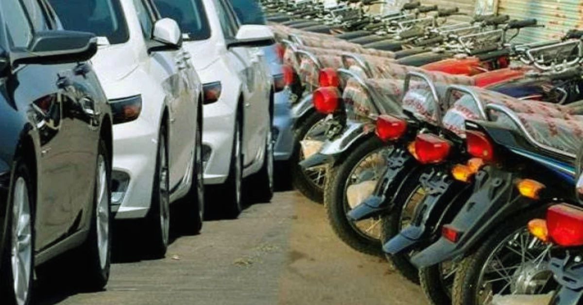 پاکستان میں جرمانے کا نیا قانون نافذ، موٹر سائیکل اور گاڑی مالکان کیلئے بڑی خبر۔