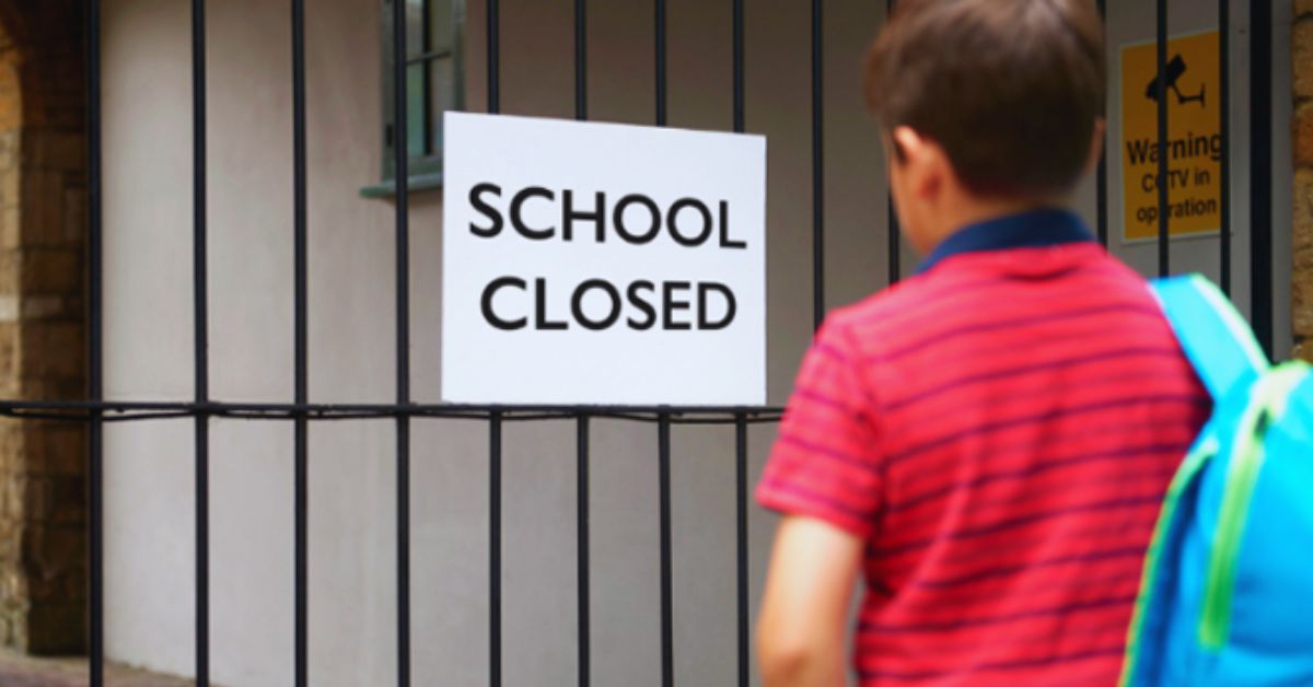 حکومت نے سکولوں میں چھٹی کا اعلان کر دیا!