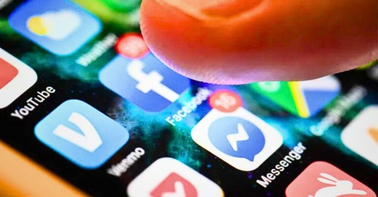 ملائیشیا کا 16 سال سے کم عمر بچوں کے لیے سوشل میڈیا کے استعمال پر پابندی کا فیصلہ: بچوں کا آن لائن تحفظ یقینی بنانے کی عظیم کوشش